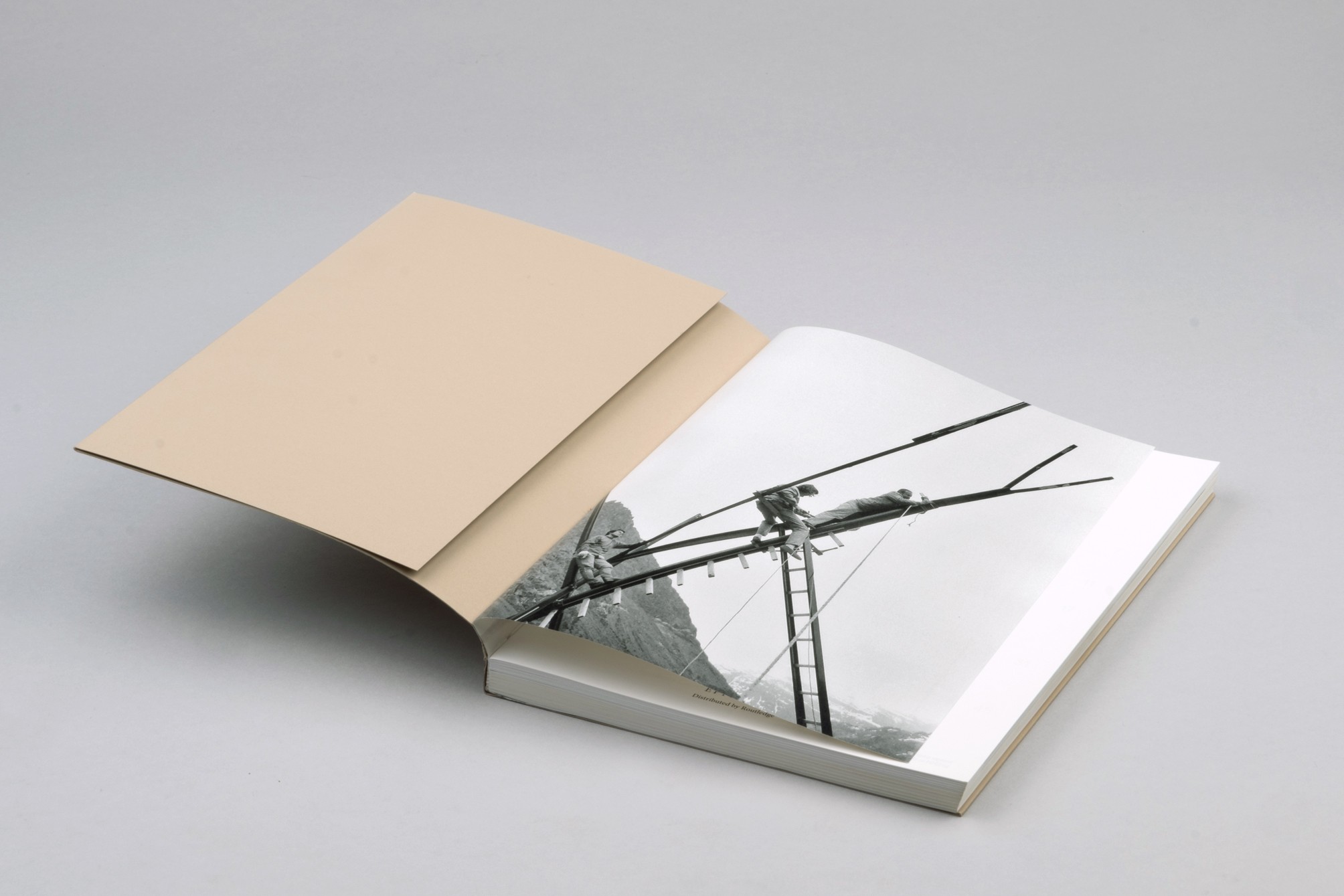 Studio Otamendi Valparaiso 01